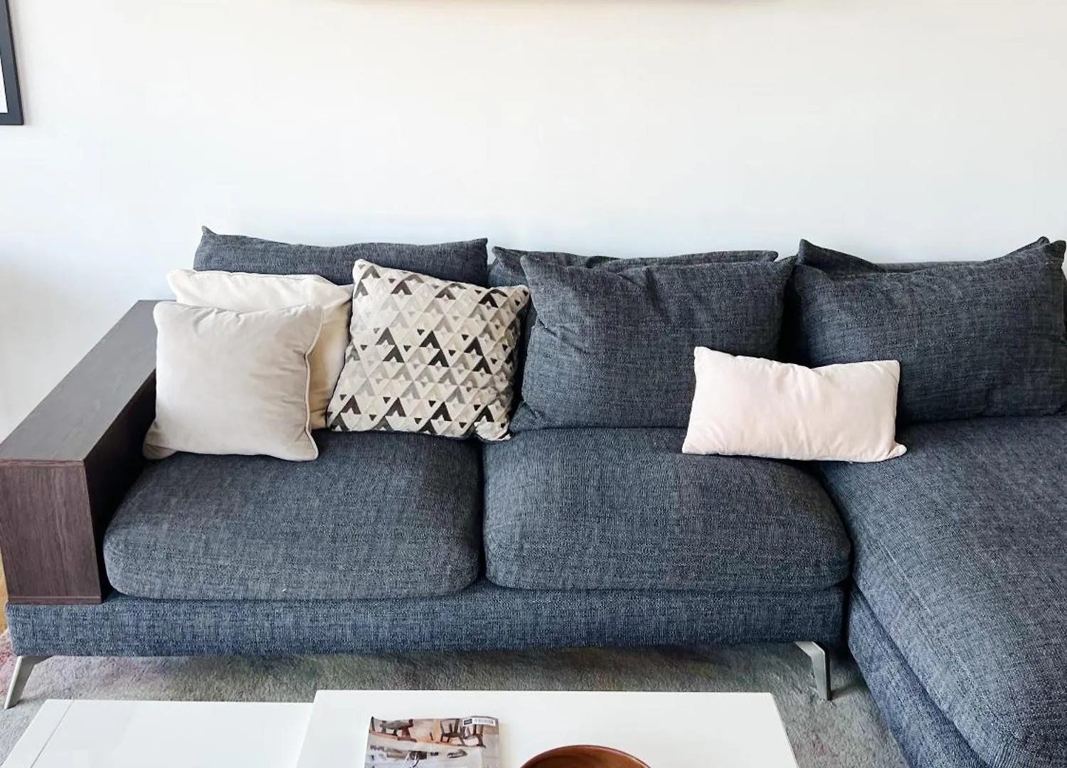 Stunning Riverside View Apartment, Near Canary Wharf & O2 London 0*,